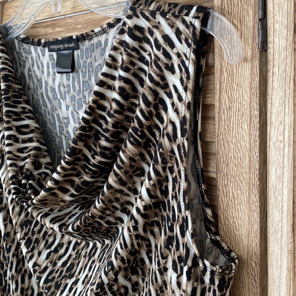Intriguing Threads Animal Print Cowl Neck Top Size Large - Picture 5 of 7